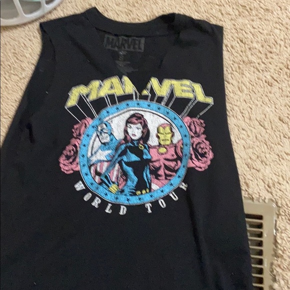 Black tank top with v neck choker - Picture 4 of 5